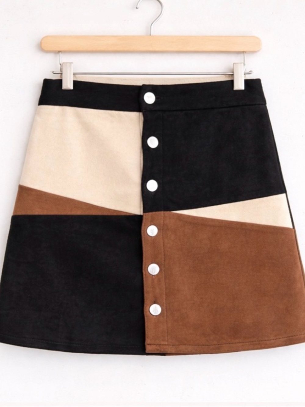 eesome Colorblock Button-Front A-Line Skirt in Black, Cream & Brown